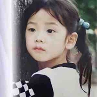 Kim Jisoo-5 tuổi
