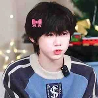 Jonathan-cậu hồi nhỏ