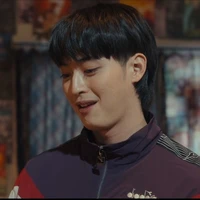 (top) Nam Seung Sik [Hắn]
