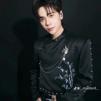 Lê Quang Hùng( Quang Hùng masterd)