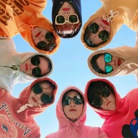 cả nhóm ( trừ ai thì trừ )