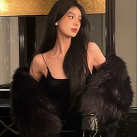 Lin mine_mẹ cô