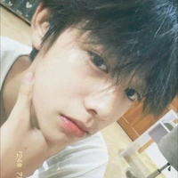 Lục Thiên Phong//bạn n9//