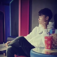 tài