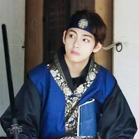 Kim Taehyung [ 김태형 ]