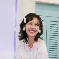 Hoàng Thúy Hậu ( Hậu hoàng)