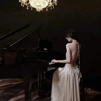Dì nuôi Đỗ Thanh Vân ( Rose)