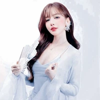 Bích Phương