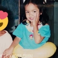 Lisa lúc nhỏ