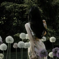 Tả Lan Anh - mẹ cậu