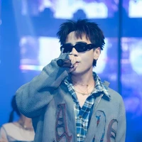 Quang hùng masterd