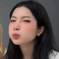 tác giả hay khóc nhè🥹