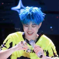 Tác giả hướng nội 