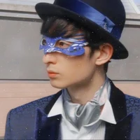 ʟᴜᴘɪɴ ʙʟᴜᴇ ᴍᴀsᴋ | ᴛᴏᴏᴍᴀ