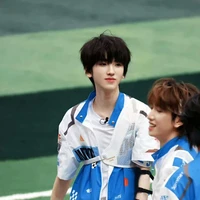 Tả Kỳ Hàm_cậu