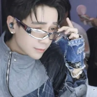 #LQH [ Quang Hùng Master D ]