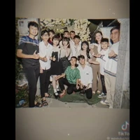 tất cả mọi người