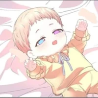 mizuzu miyo (chị họ của yuri)