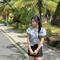  Gia Hân (bạn Y/N)