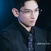 Issac (anh Rhy)