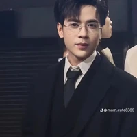 Hùng (master D)
