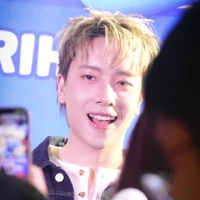 Trần Phong Hào(Nicky)