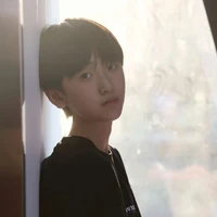 Tả Kỳ Hàm_lúc nhỏ