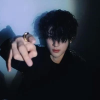 Trương Tuấn Hào|Hắn