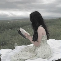 Đinh Nhã Uyên (2010)