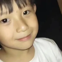 Chenjunming - lúc nhỏ