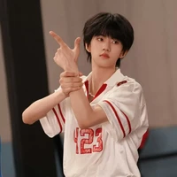 Trương Hàm Thụy. 🐱