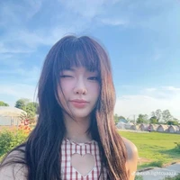 Nguyễn Lê Ngọc Ánh Sáng - Ánh Sáng Aza