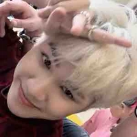 Hoàng Đức Duy - Bông