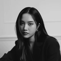 Freen Sarocha - chị