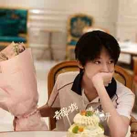 Dương Bác Văn_hắn