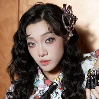 Nguyễn Linh Chi_Chi xê