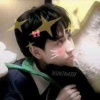 Lê Quang Hùng-phone