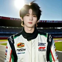 Mã Gia Kỳ { 27 tuổi }