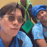t.giả