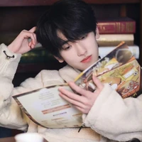 Tả Kỳ Hàm - Cậu