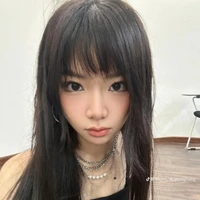 Nguyễn Lê Ngọc Ánh Sáng (em gái của Q.H)