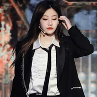 Viên Nhất Kỳ/cô