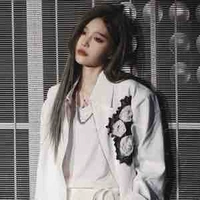 Vương Dịch -Cô-