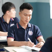 Hiếu (Bạn Tuấn)