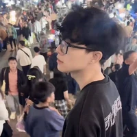Nguyễn Quốc Hận / Ngọc Quý Jiro