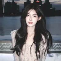 Nris - bạn thân cô