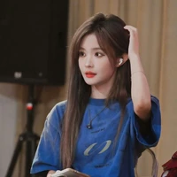 Dương Băng Di_Cô