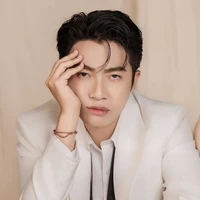 Phan Lê Vy Thanh ( CrisPhan)