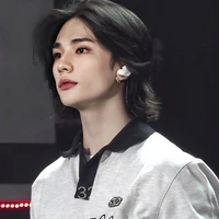 (Sam) Hwang Hyunjin