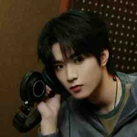 Lưu Diệu Văn (anh)